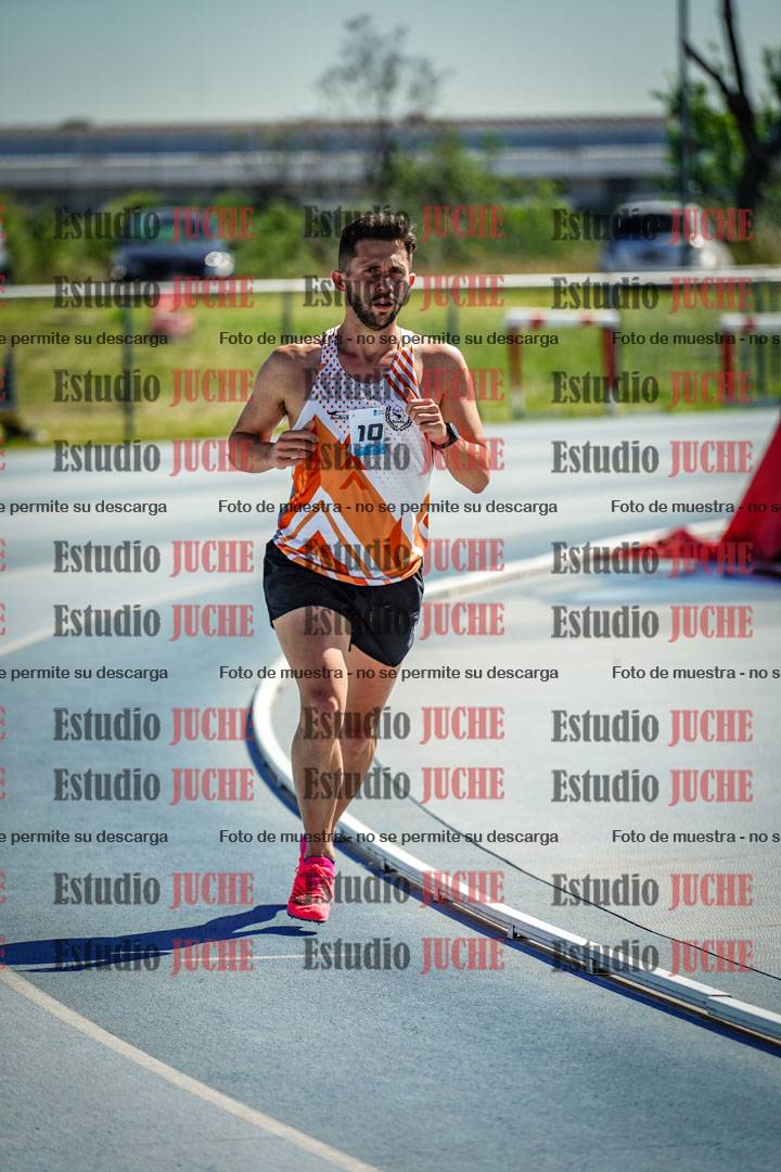 Fotos de los 5000 m de mujeres y varones - serie 2