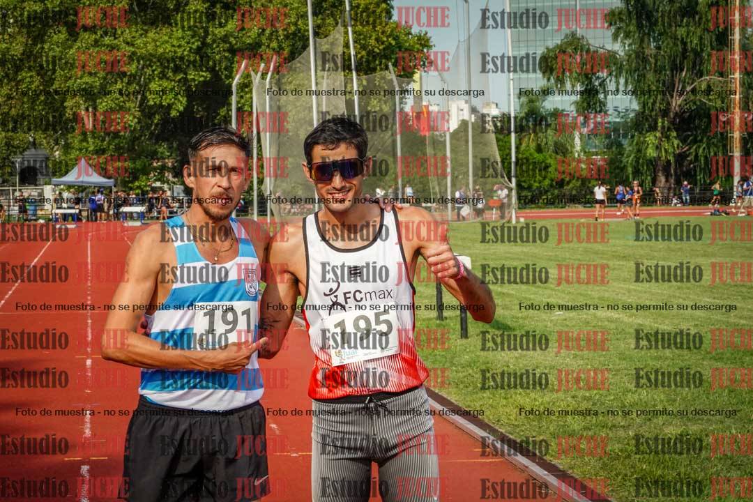 Fotos de los 3000 m llanos de varones