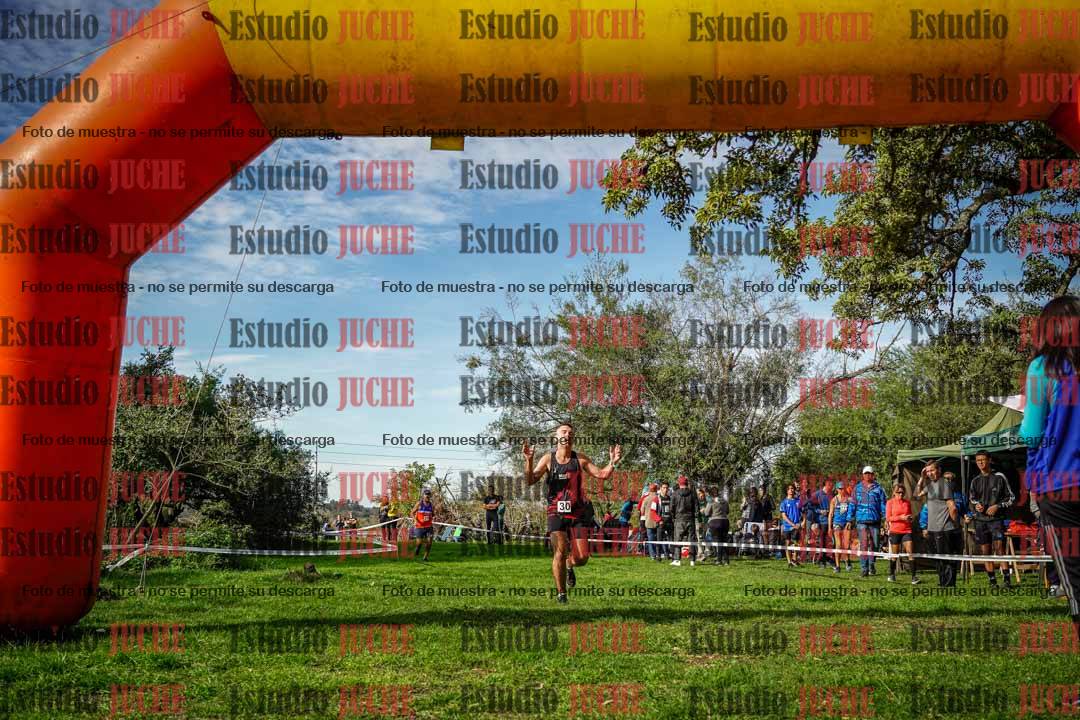 Fotos de la llegada del cross de 4000 m - varones