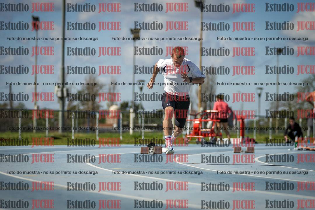 Fotos de los 200 m llanos de varones