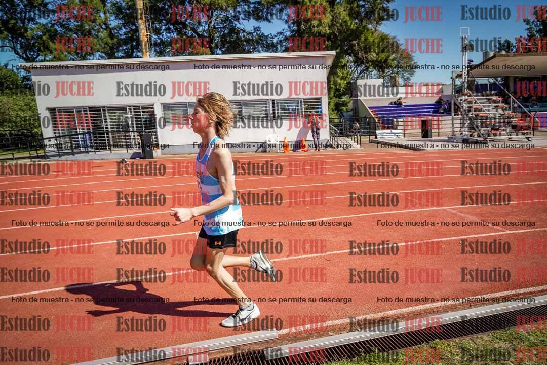 Fotos de los 2400 m de varones