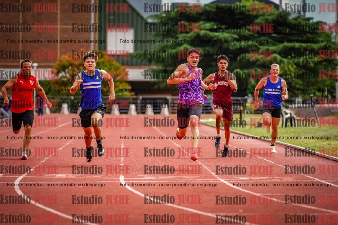 Fotos de los 200 m llanos de varones
