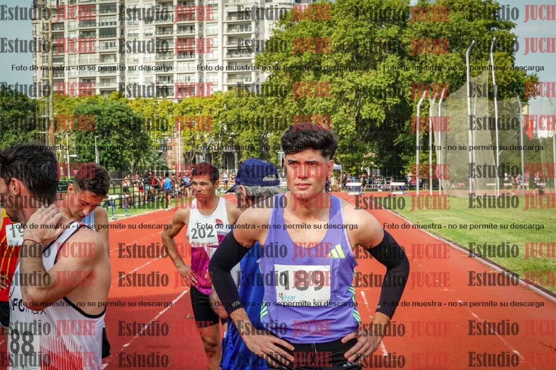 Fotos de los 3000 m llanos de varones