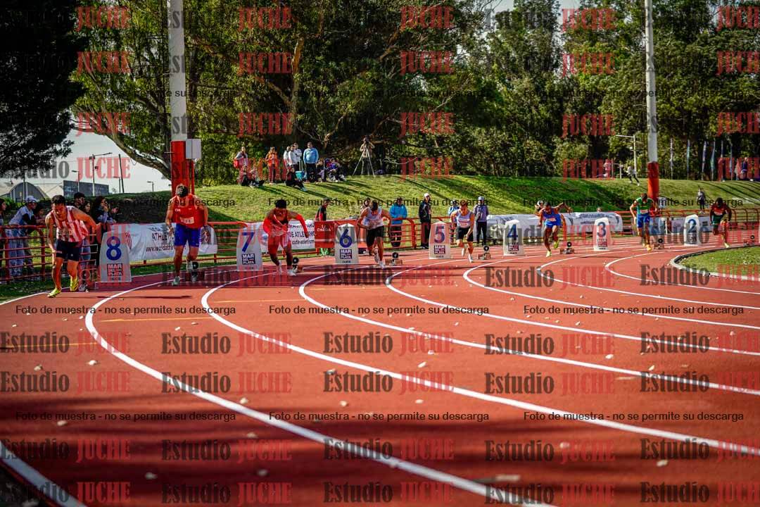 Fotos de los 200 m llanos de varones