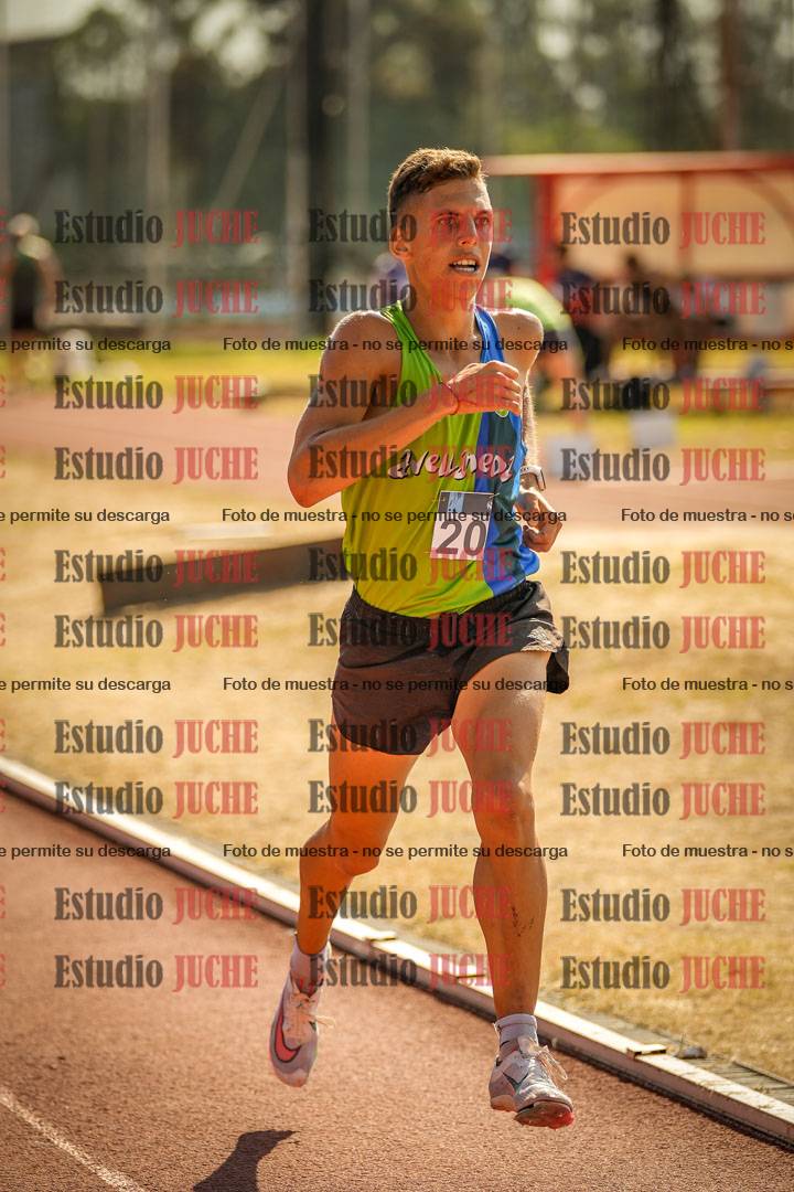 Fotos de los 3000 m llanos de varones