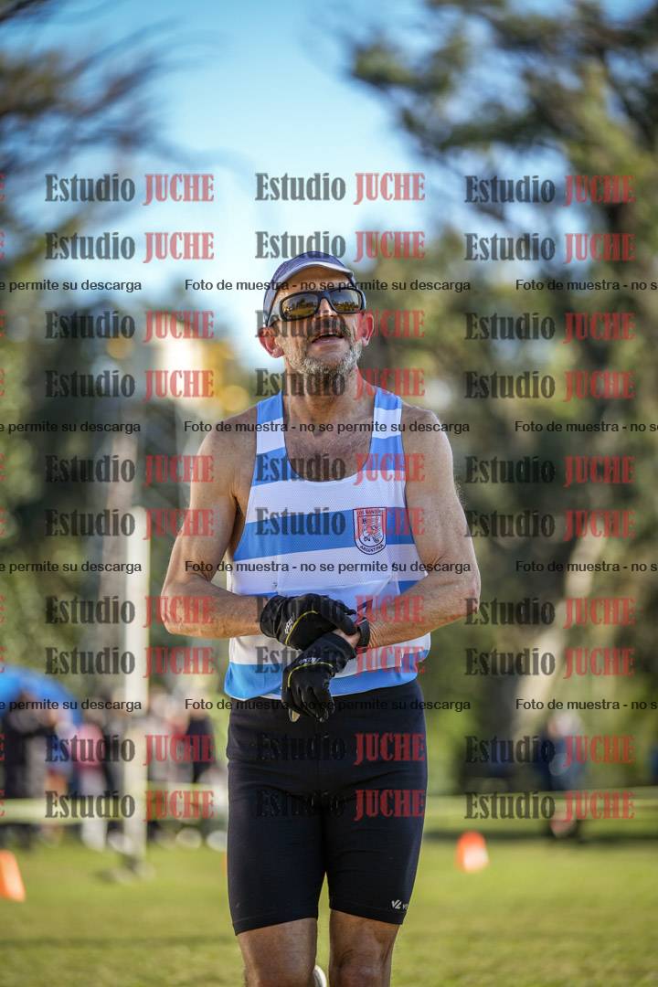 Fotos de la llegada del cross de 4000 m - varones