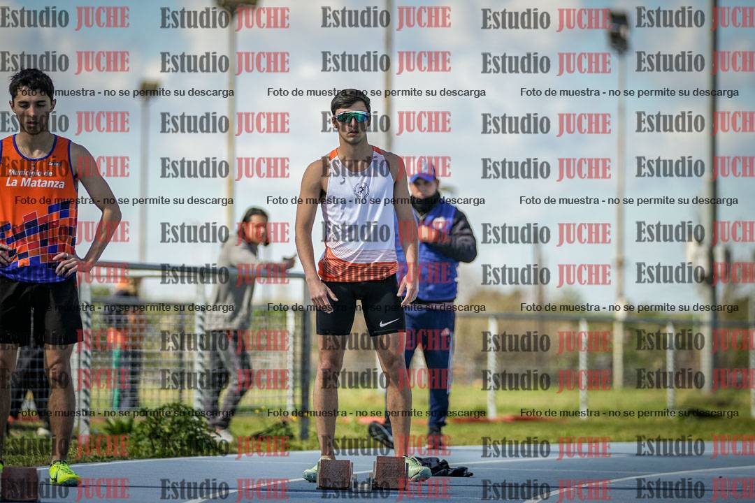 Fotos de los 200 m llanos de varones