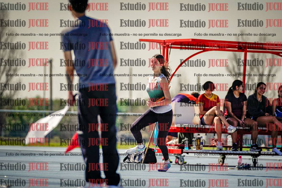 Fotos del salto en alto de mujeres - heptatlón 2