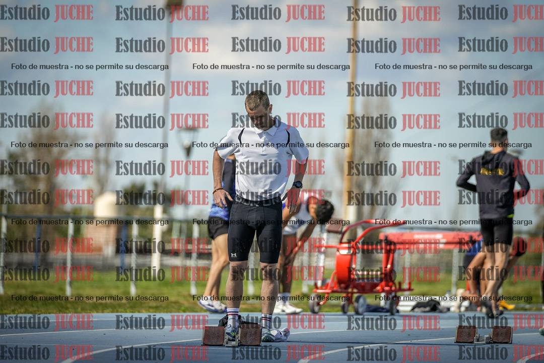 Fotos de los 200 m llanos de varones