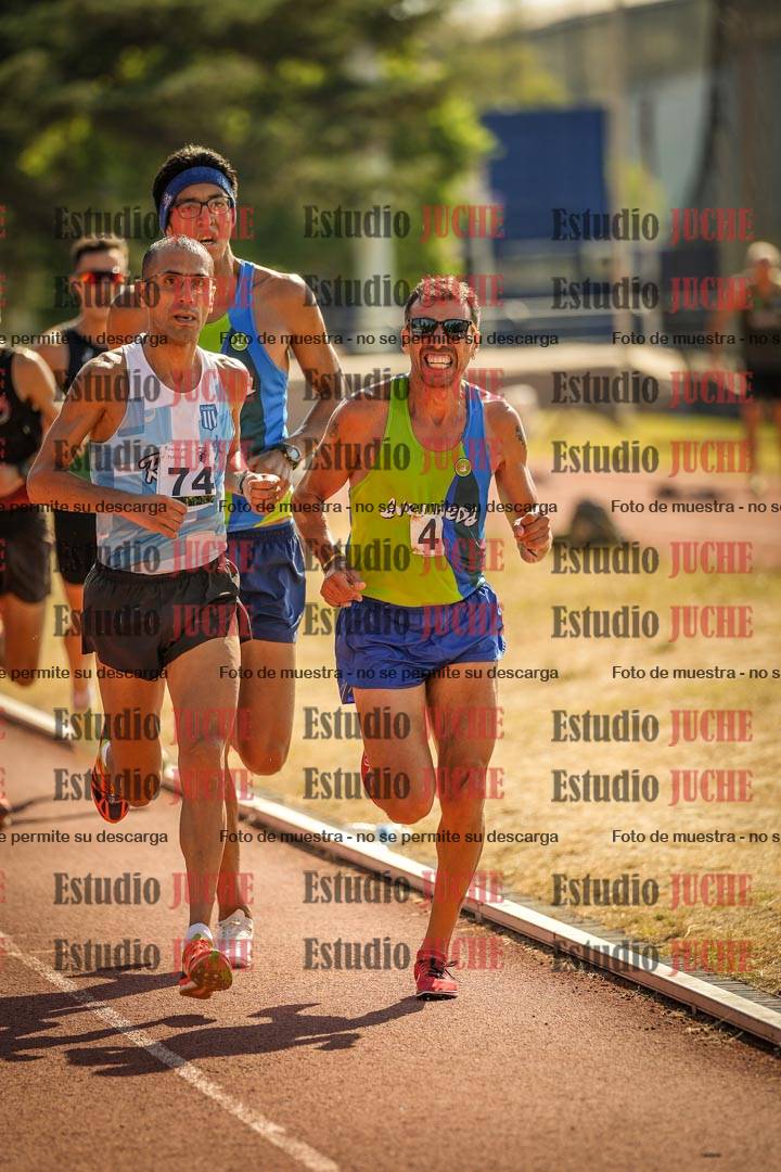 Fotos de los 3000 m llanos de varones