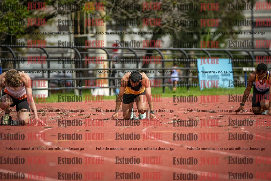 Fotos de los 200 m llanos de varones