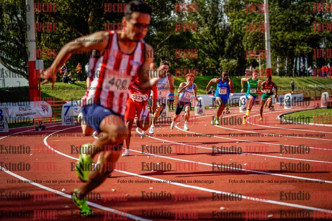 Fotos de los 200 m llanos de varones