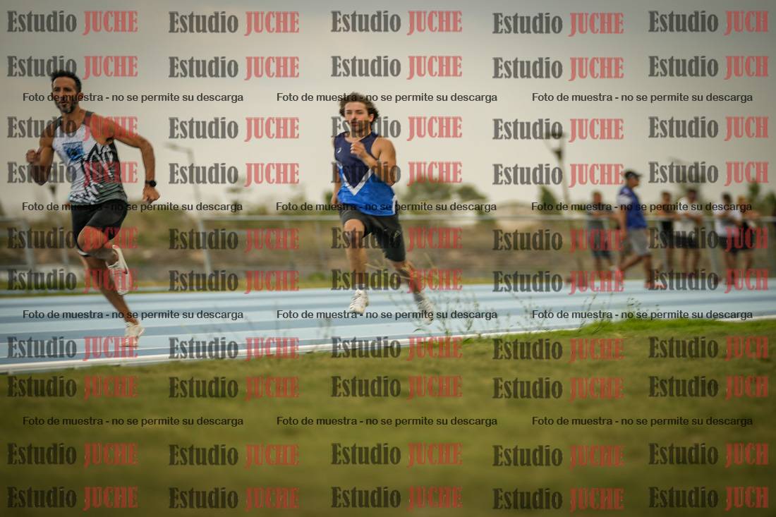 Fotos de los 300 m llanos de varones