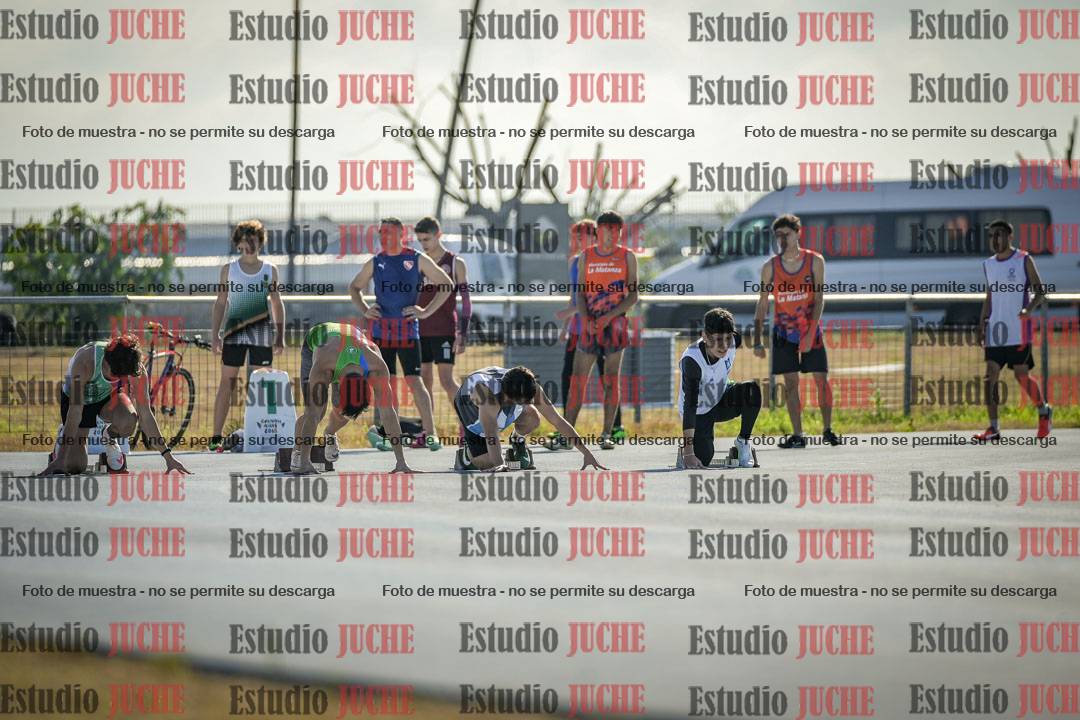 Fotos de los 100 m llanos de varones