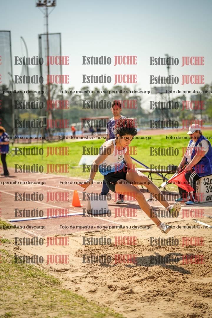 Fotos del salto en largo de mujeres - ambas categorías