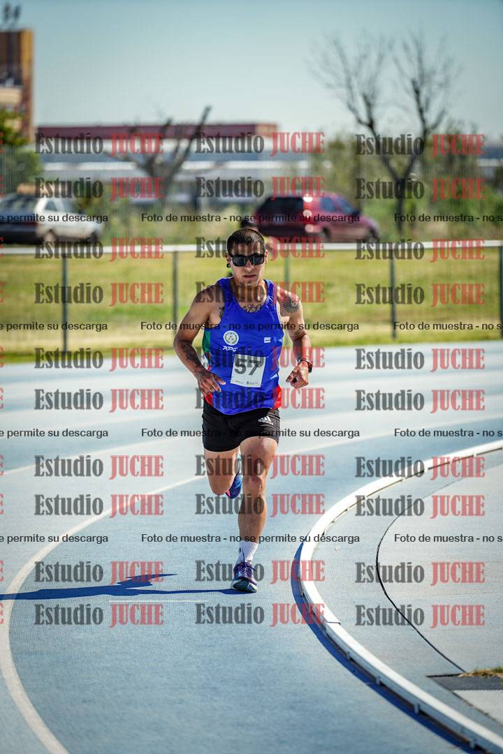 Fotos de los 5000 m de mujeres y varones - serie 2