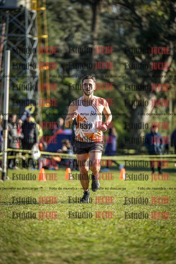 Fotos de la llegada del cross de 4000 m - varones