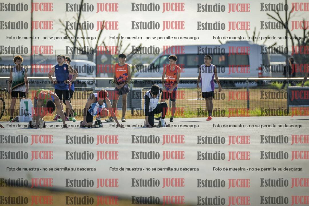 Fotos de los 100 m llanos de varones