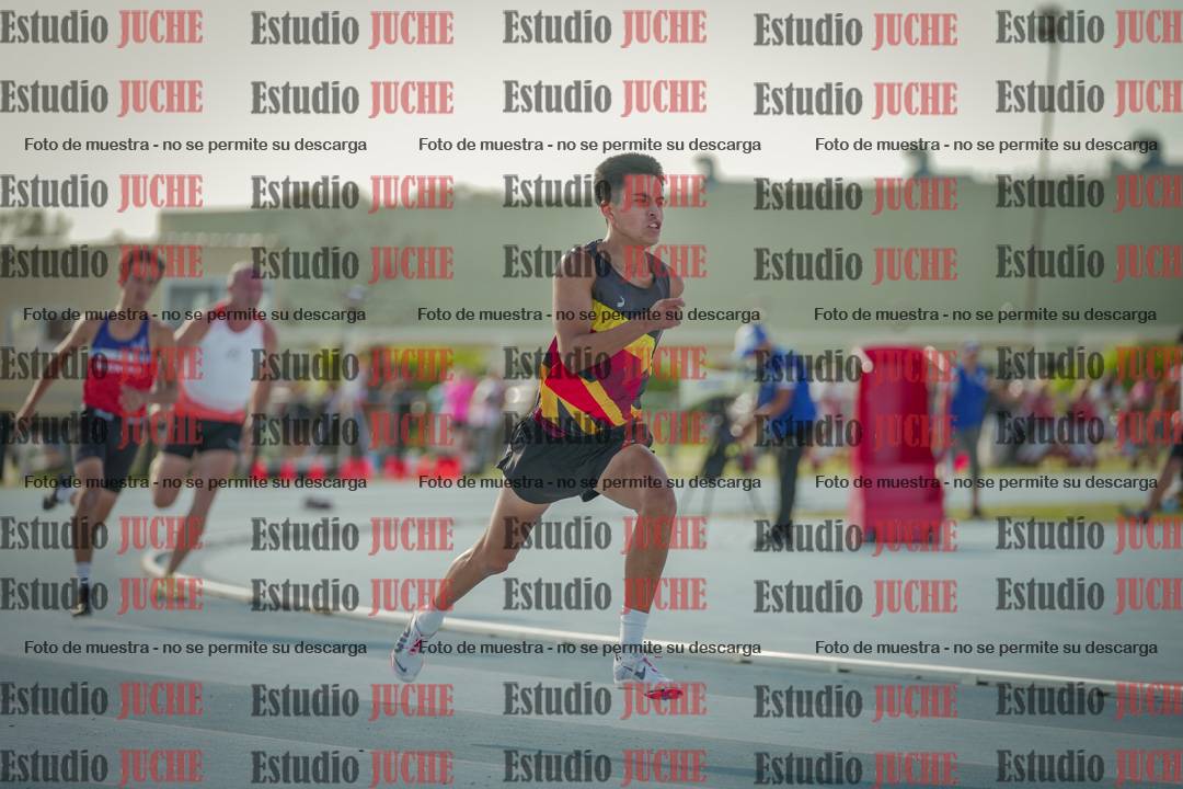 Fotos de los 400 m llanos de varones