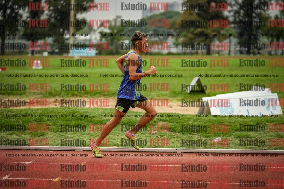 Fotos de los 2400 m llanos de varones