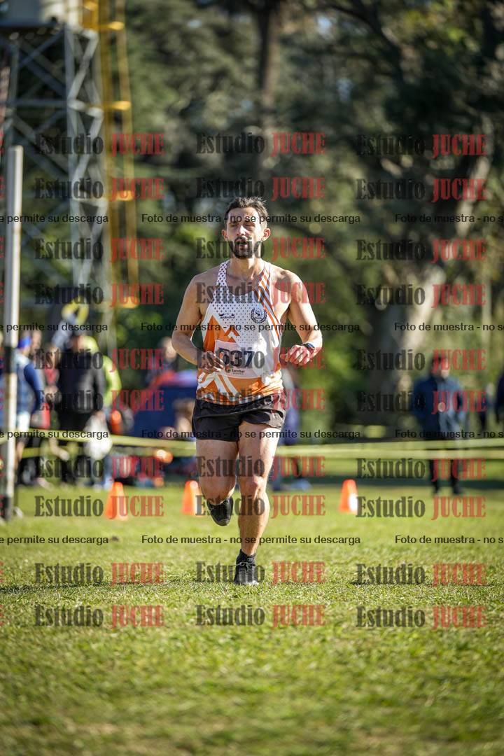Fotos de la llegada del cross de 4000 m - varones