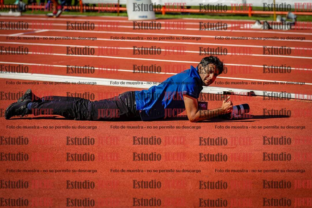 Fotos de algunos extras y podios del día 2