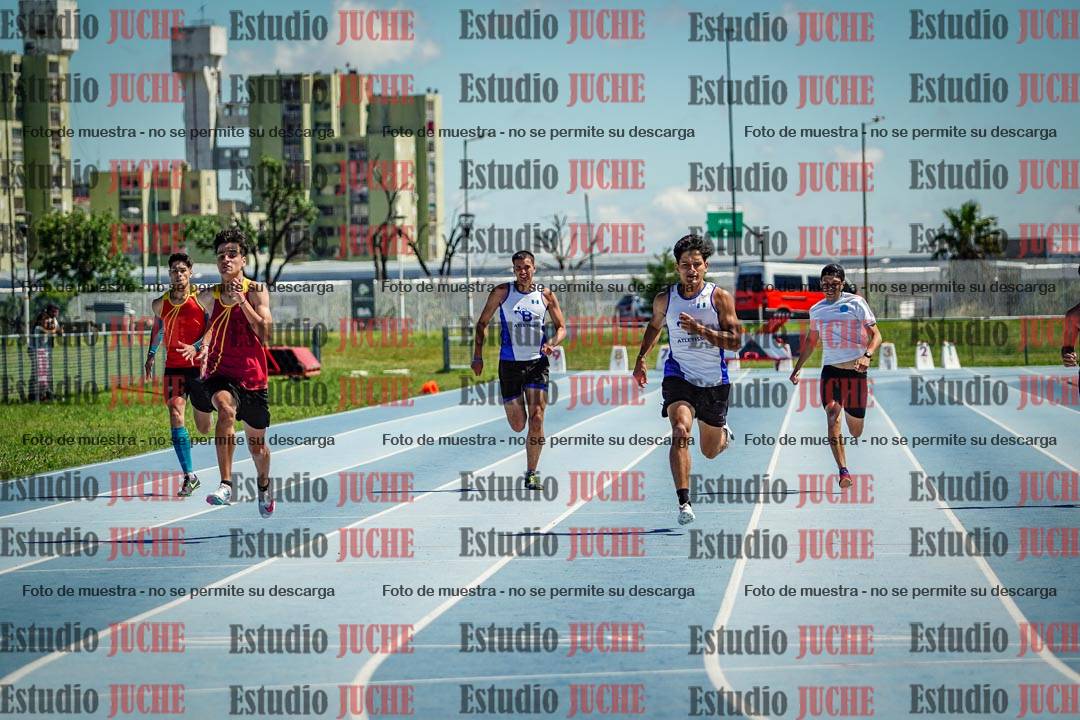 Fotos de los 200 m llanos de varones