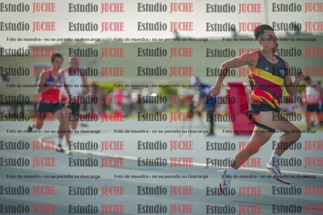 Fotos de los 400 m llanos de varones