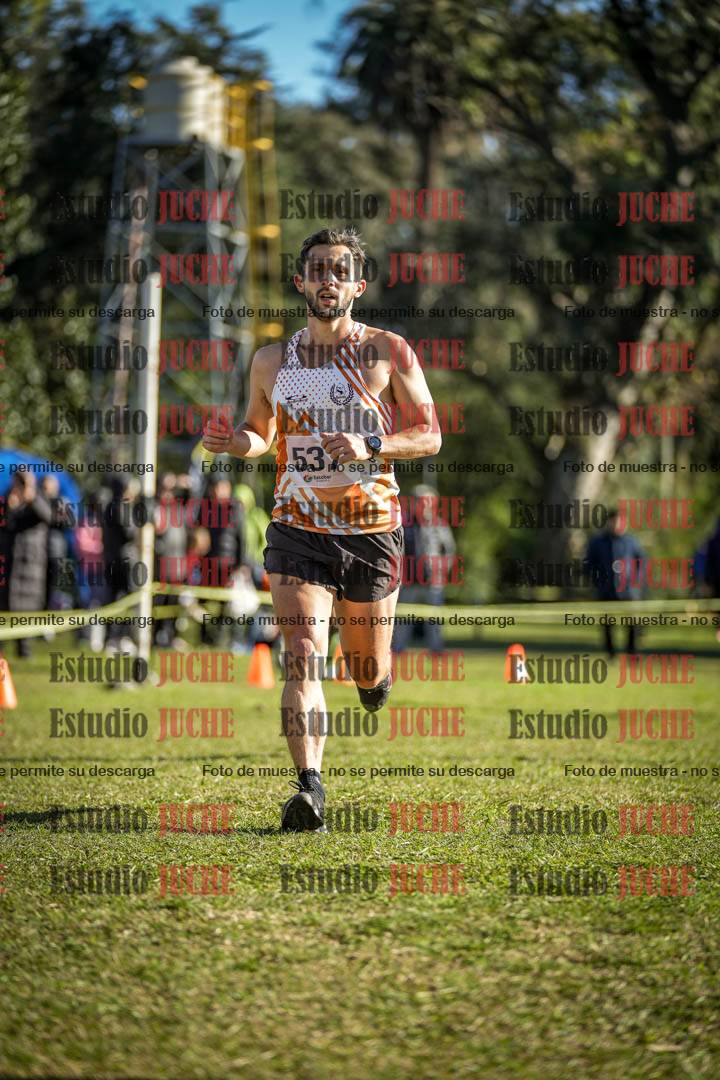Fotos de la llegada del cross de 4000 m - varones