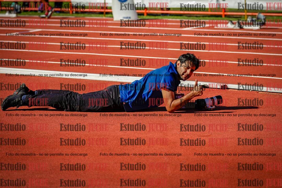Fotos de algunos extras y podios del día 2