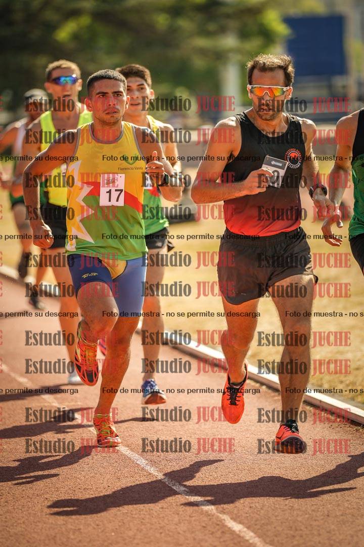 Fotos de los 3000 m llanos de varones