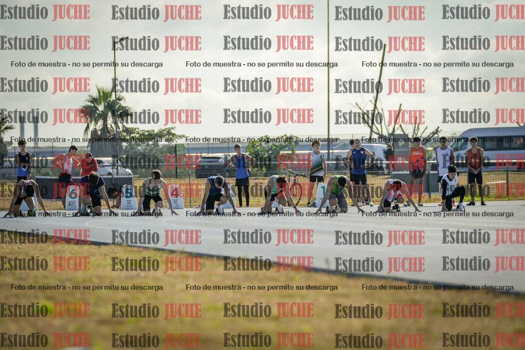Fotos de los 100 m llanos de varones
