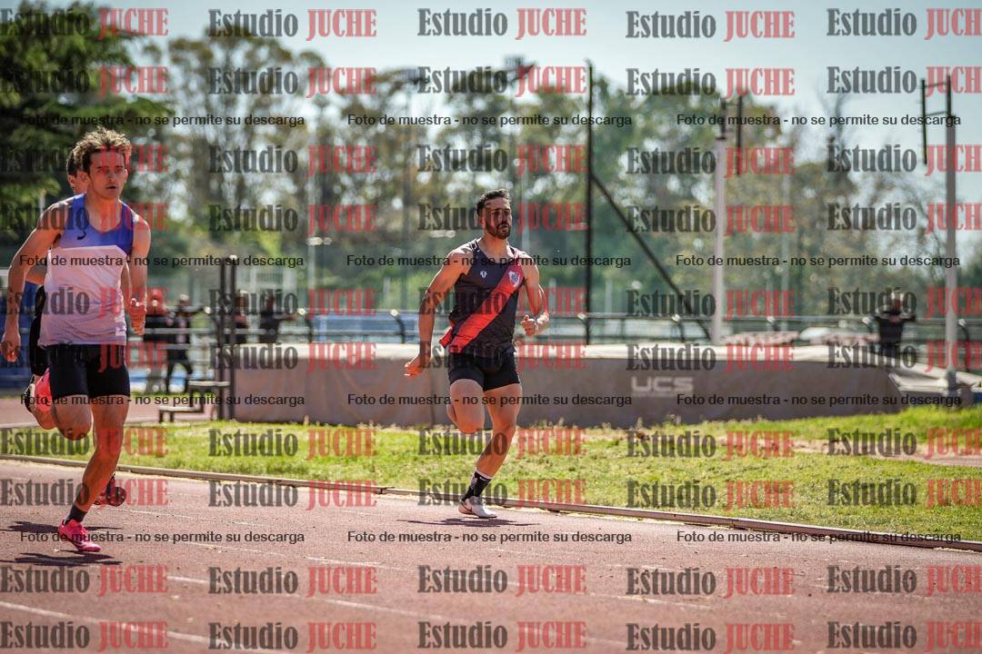 Fotos de los 200 m llanos de varones