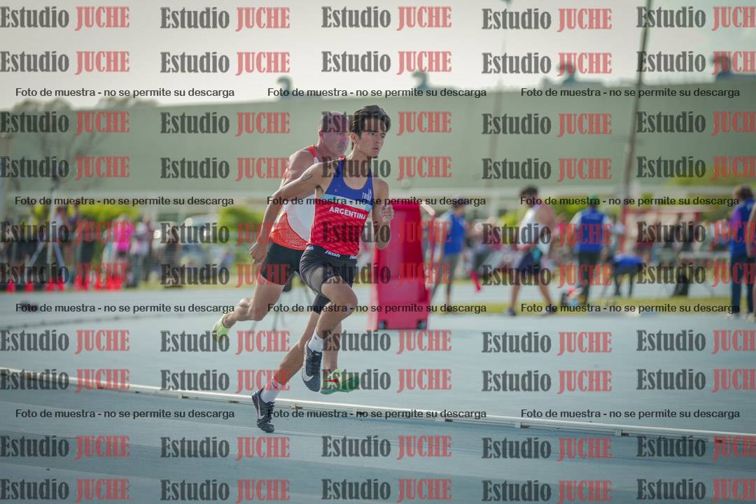 Fotos de los 400 m llanos de varones