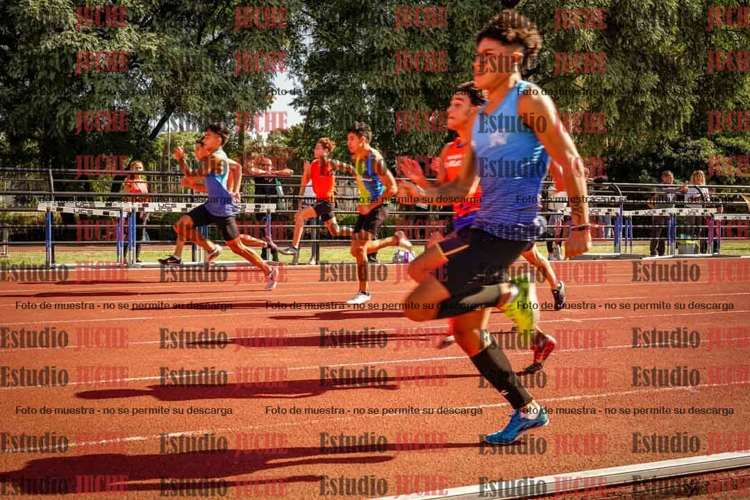 Fotos de los 100 m llanos de varones