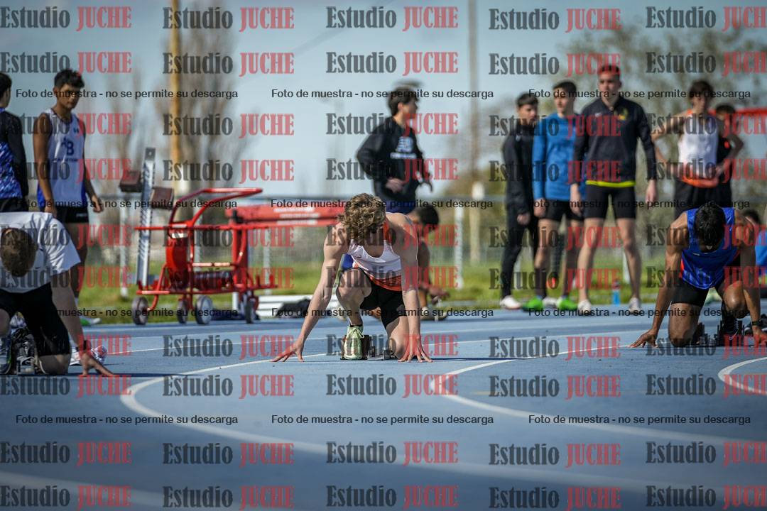 Fotos de los 200 m llanos de varones