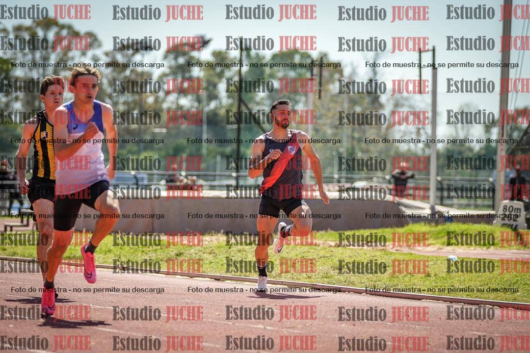Fotos de los 200 m llanos de varones