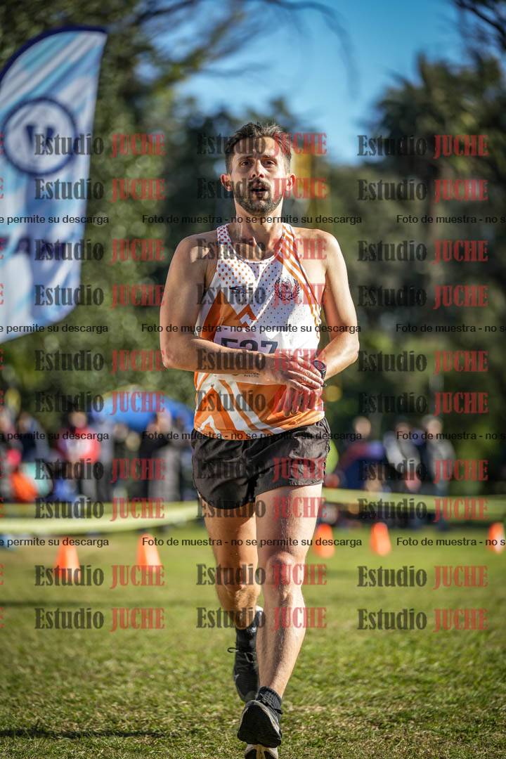 Fotos de la llegada del cross de 4000 m - varones