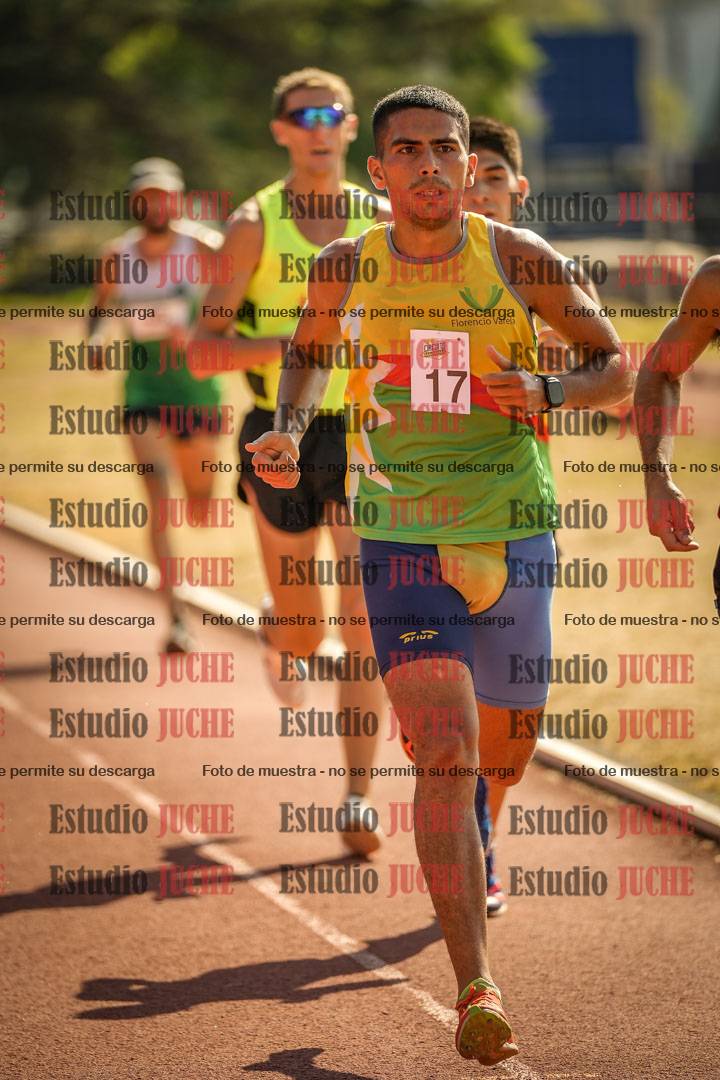 Fotos de los 3000 m llanos de varones