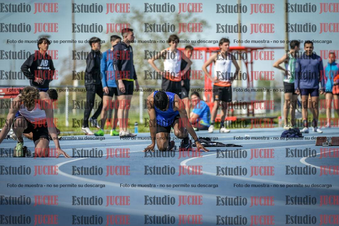 Fotos de los 200 m llanos de varones