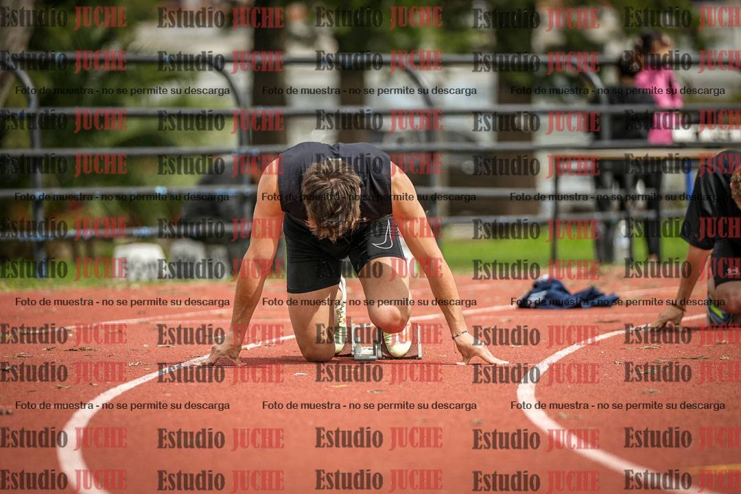 Fotos de los 200 m llanos de varones