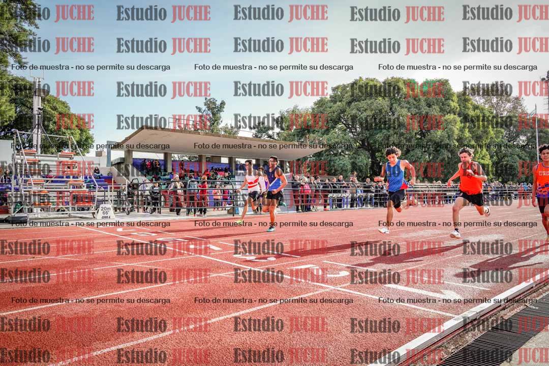 Fotos de los 100 m llanos de varones