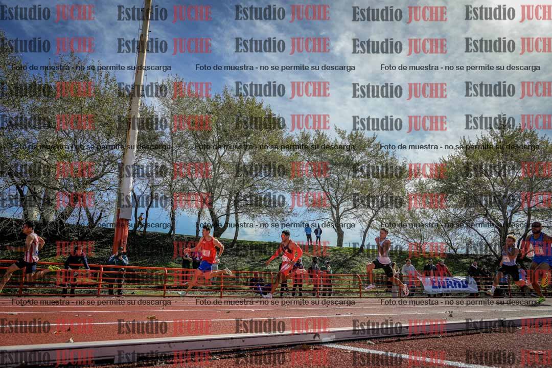 Fotos de los 200 m llanos de varones