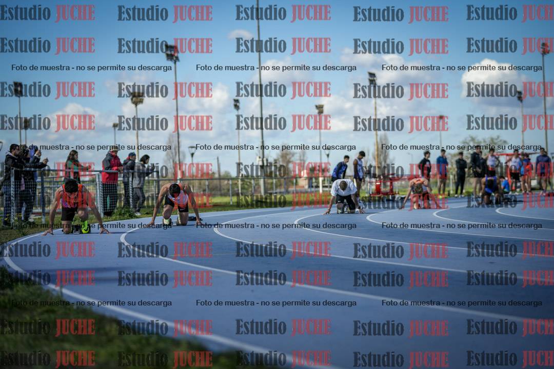 Fotos de los 200 m llanos de varones