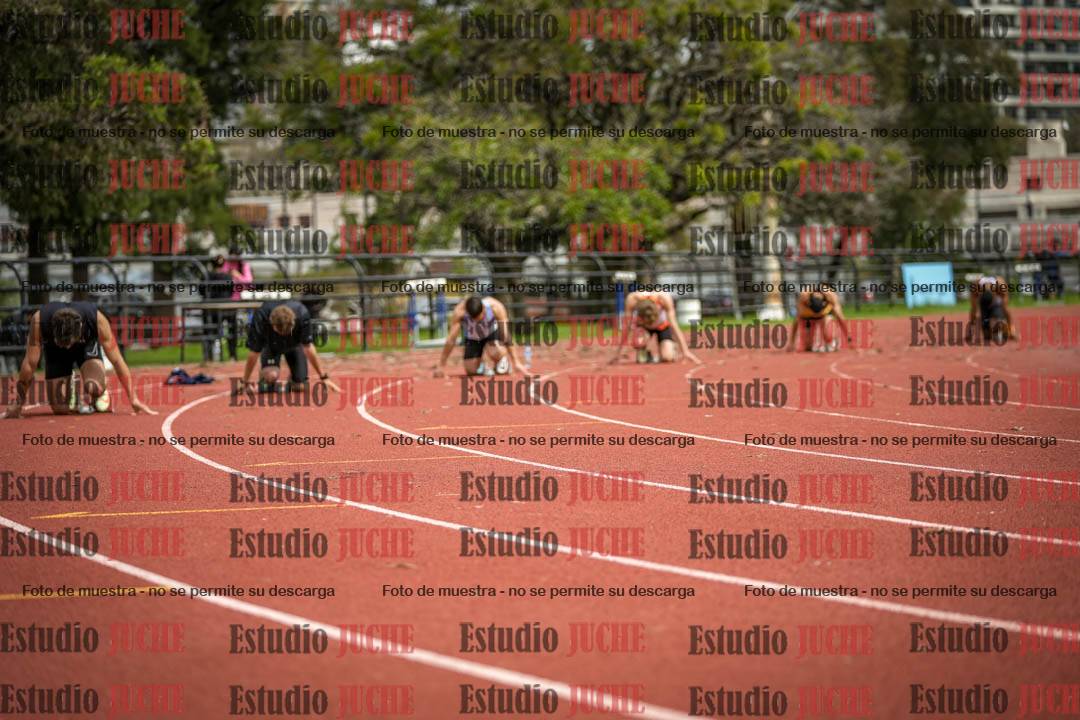 Fotos de los 200 m llanos de varones