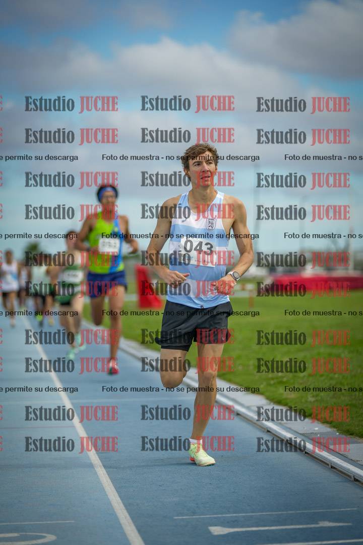 Fotos de los 1000 m llanos de varones