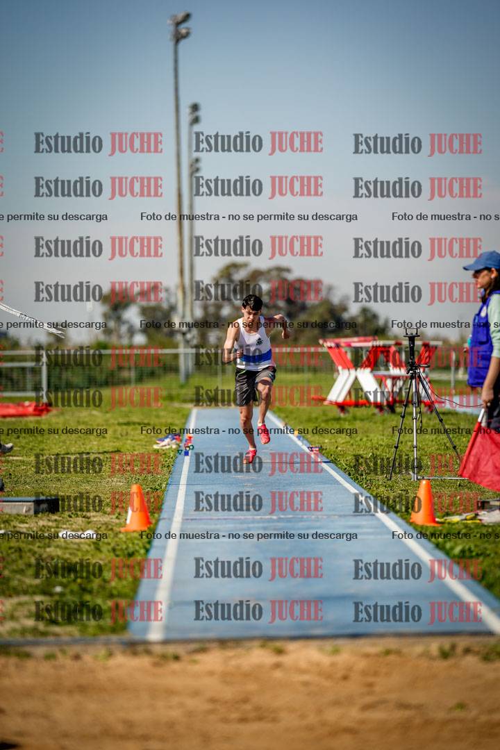 Fotos del salto triple de varones