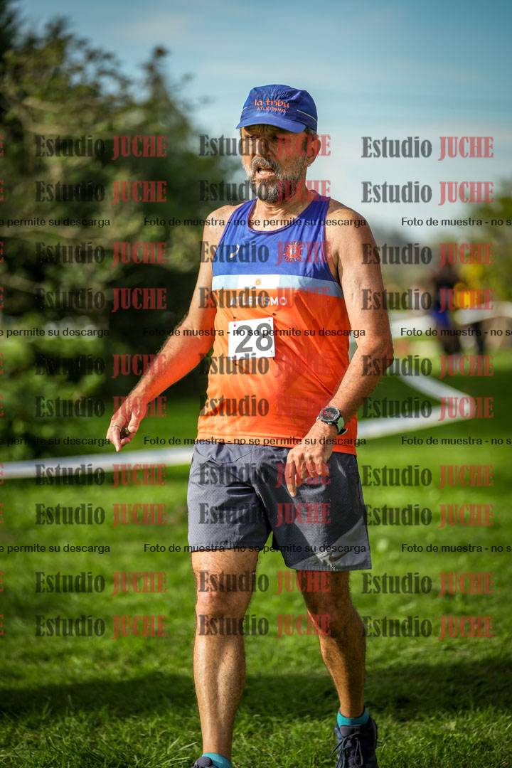 Fotos de la llegada del cross de 4000 m - varones