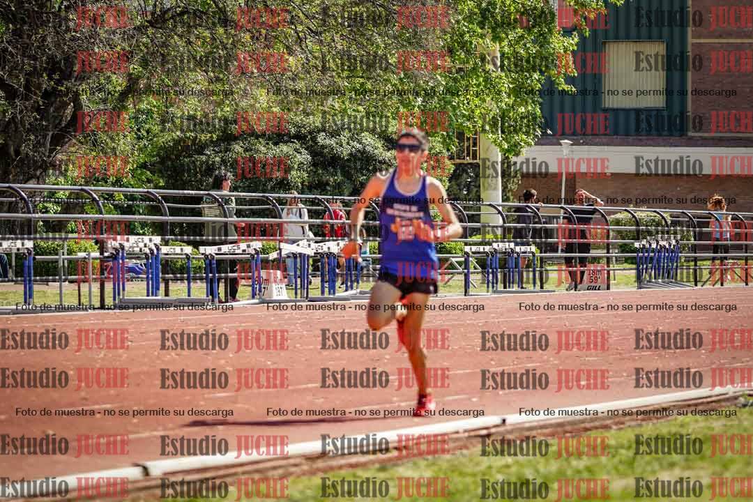 Fotos de los 2400 m de varones