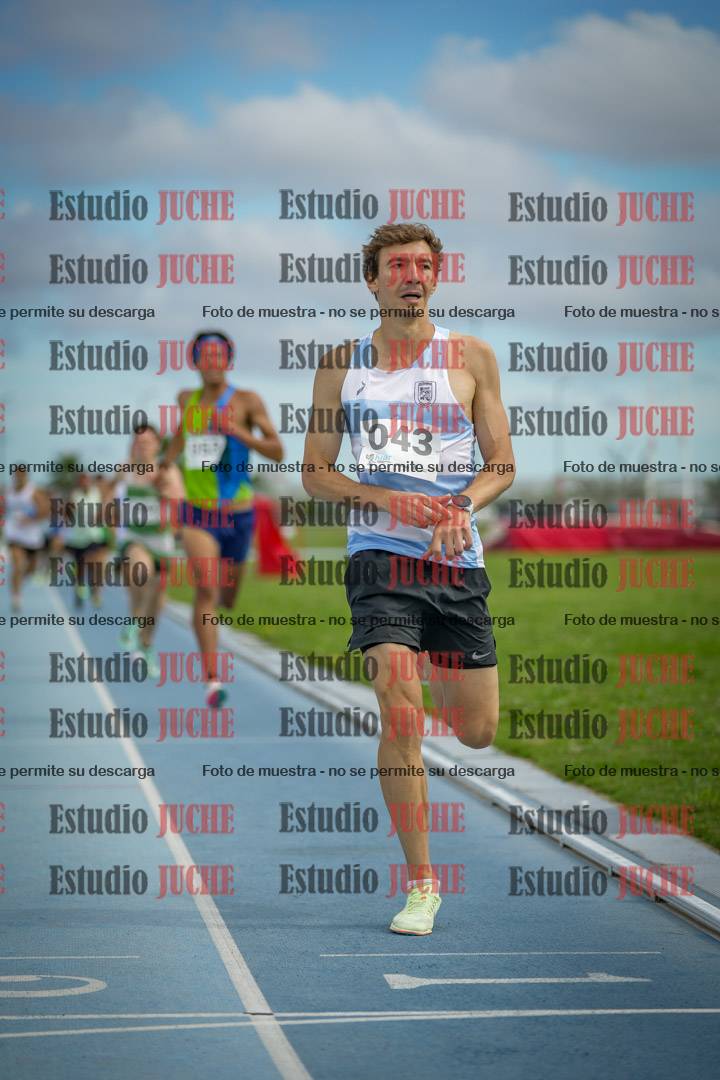 Fotos de los 1000 m llanos de varones